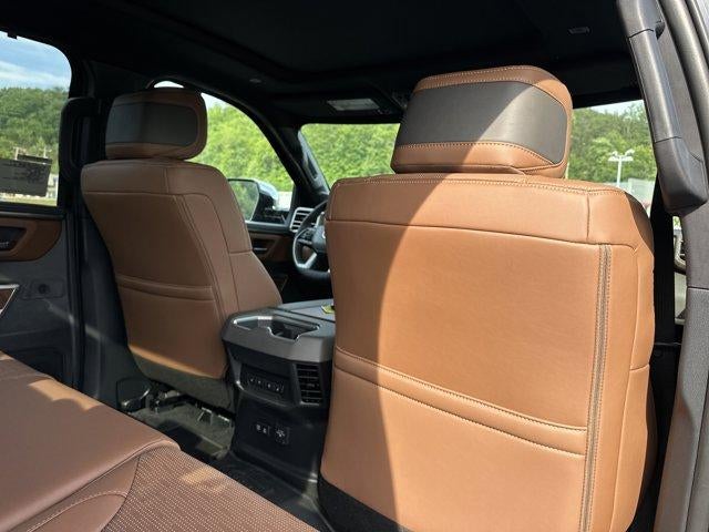 2026 Toyota Tundra 4WD 4WD 1794 Edition Hybrid CrewMax 5.5' Bed (Natl)