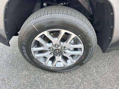 2026 Toyota Tundra 4WD 4WD 1794 Edition Hybrid CrewMax 5.5' Bed (Natl)