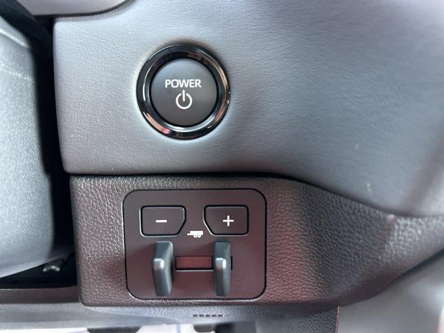 2026 Toyota Tundra 4WD 4WD Platinum Hybrid CrewMax 5.5' Bed (Natl)