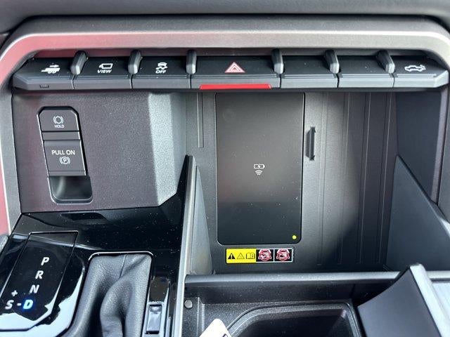 2026 Toyota Tundra 4WD 4WD Platinum Hybrid CrewMax 5.5' Bed (Natl)