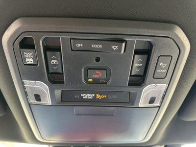 2026 Toyota Tundra 4WD 4WD Platinum Hybrid CrewMax 5.5' Bed (Natl)