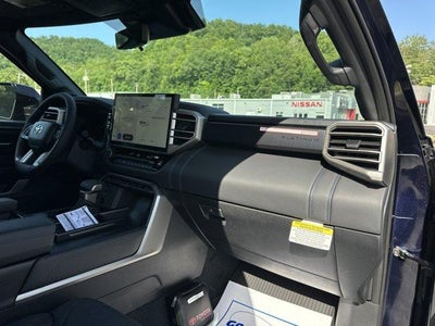 2026 Toyota Tundra 4WD 4WD Platinum Hybrid CrewMax 5.5' Bed (Natl)