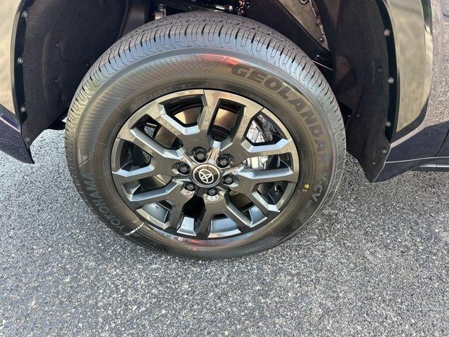 2026 Toyota Tundra 4WD 4WD Platinum Hybrid CrewMax 5.5' Bed (Natl)