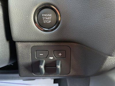 2026 Toyota Tundra 4WD 4WD Limited CrewMax 5.5' Bed (Natl)