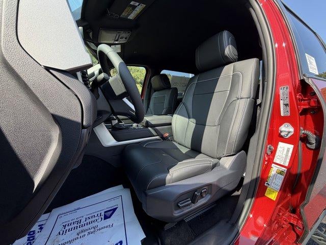 2026 Toyota Tundra 4WD 4WD Limited CrewMax 5.5' Bed (Natl)