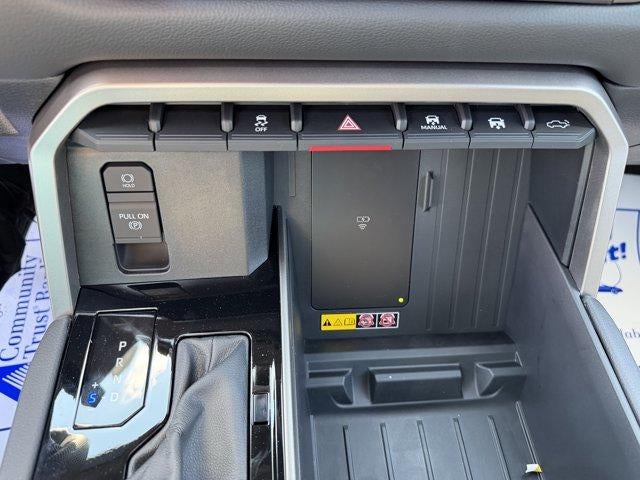 2026 Toyota Tundra 4WD 4WD Limited CrewMax 5.5' Bed (Natl)