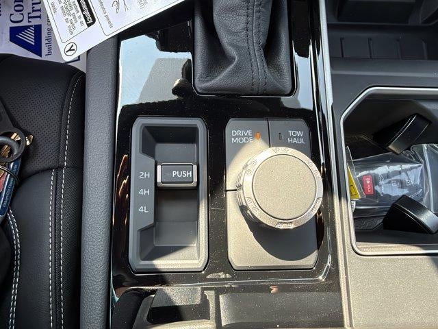 2026 Toyota Tundra 4WD 4WD Limited CrewMax 5.5' Bed (Natl)