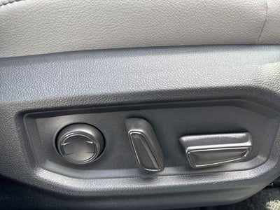 2026 Toyota Tundra 4WD 4WD Limited CrewMax 5.5' Bed (Natl)