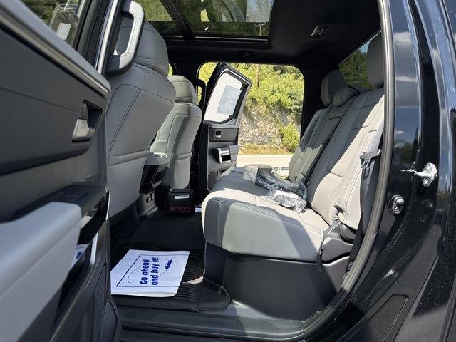 2026 Toyota Tundra 4WD 4WD Limited CrewMax 5.5' Bed (Natl)