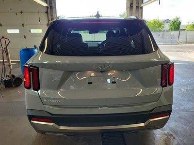 2025 Kia Sorento EX FWD