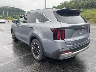 2025 Kia Sorento S FWD