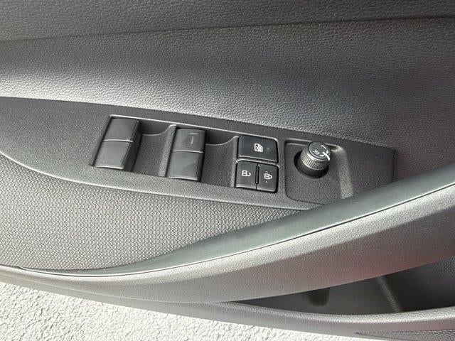 2027 Toyota Corolla LE CVT (Natl)