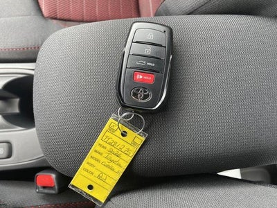 2026 Toyota Corolla SE CVT (Natl)