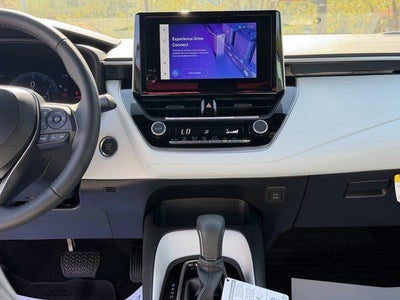 2027 Toyota Corolla SE CVT (Natl)