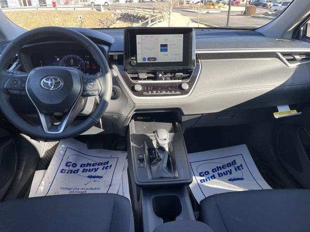 2026 Toyota Corolla Cross LE 2WD (Natl)