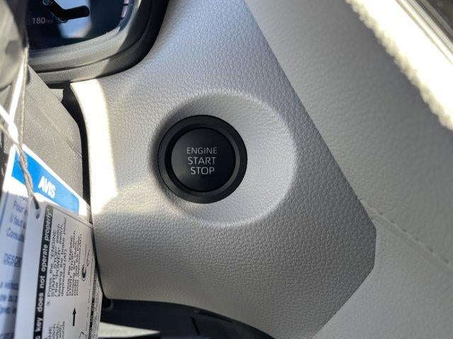 2026 Toyota Corolla Cross LE 4WD (Natl)