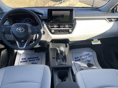 2026 Toyota Corolla Cross LE 4WD (Natl)