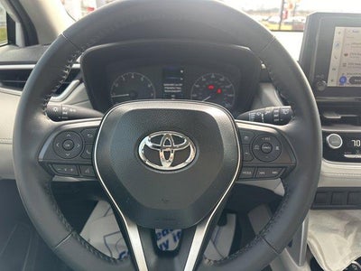 2025 Toyota Corolla Cross LE 4WD (Natl)