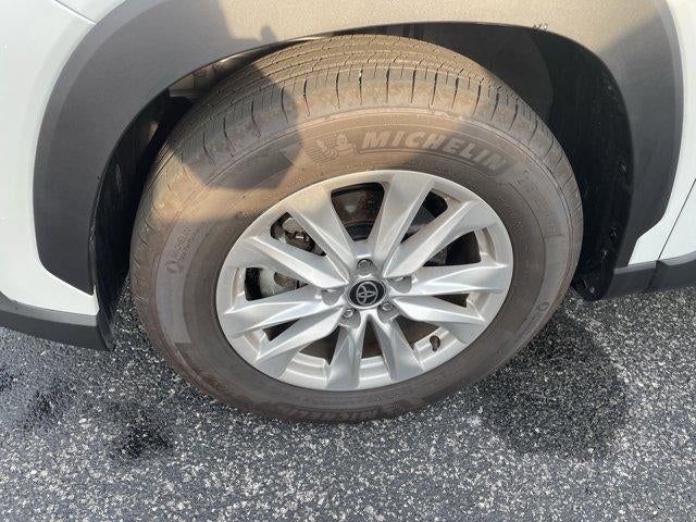 2025 Toyota Corolla Cross LE 4WD (Natl)