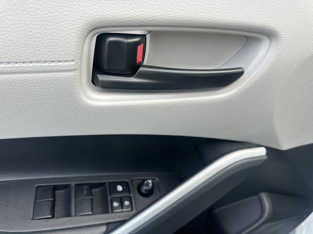 2025 Toyota Corolla Cross LE 4WD (Natl)