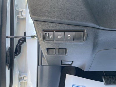 2026 Toyota Corolla Cross XLE 2WD (Natl)