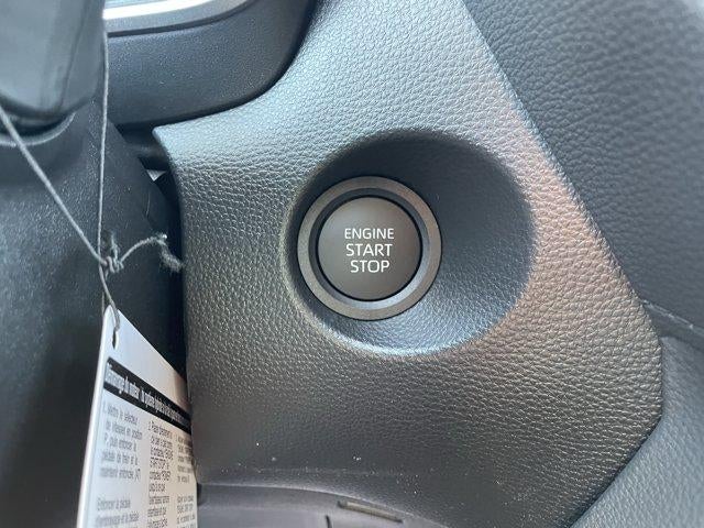 2026 Toyota Corolla Cross XLE 2WD (Natl)