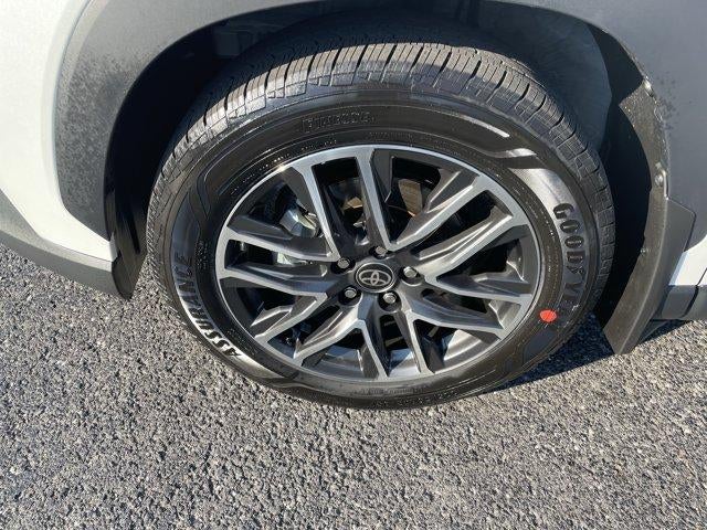 2026 Toyota Corolla Cross XLE 2WD (Natl)