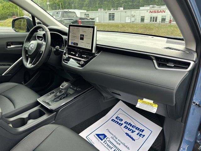 2026 Toyota Corolla Cross XLE 4WD (Natl)