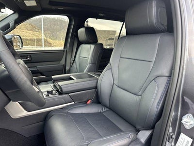 2026 Toyota Sequoia Platinum 4WD (Natl)