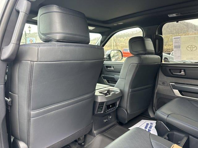 2026 Toyota Sequoia Platinum 4WD (Natl)