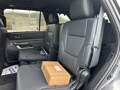 2026 Toyota Sequoia Platinum 4WD (Natl)