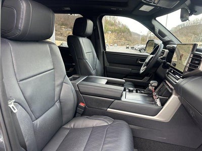 2026 Toyota Sequoia Platinum 4WD (Natl)