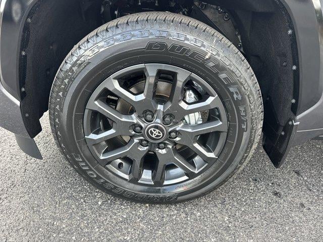 2026 Toyota Sequoia Platinum 4WD (Natl)