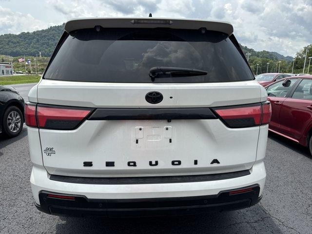 2024 Toyota Sequoia Platinum 4WD (Natl)