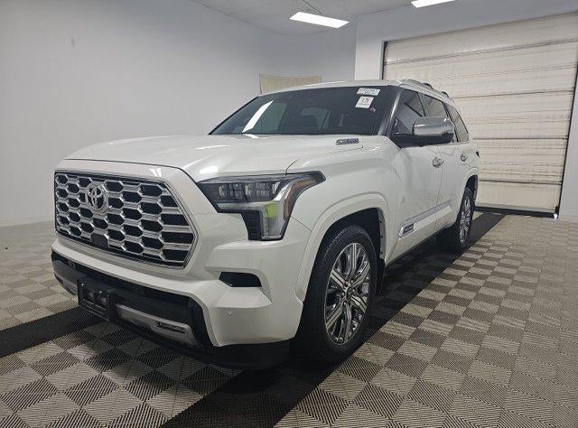 2026 Toyota Sequoia Capstone 4WD (Natl)