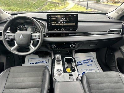 2025 Mitsubishi Outlander SE S-AWC