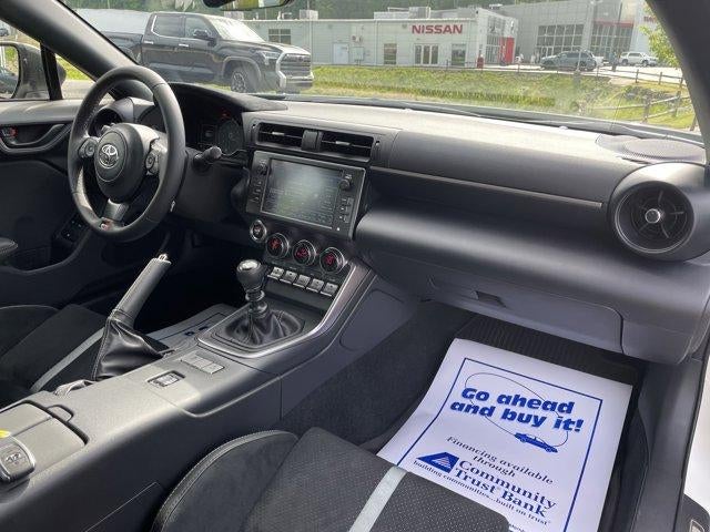 2026 Toyota GR86 Premium Manual (Natl)