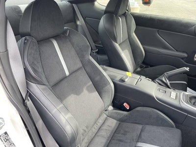 2026 Toyota GR86 Premium Manual (Natl)