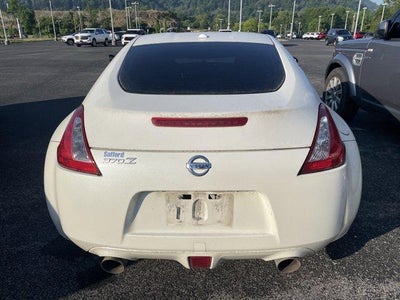 2017 Nissan 370Z Coupe Touring Auto