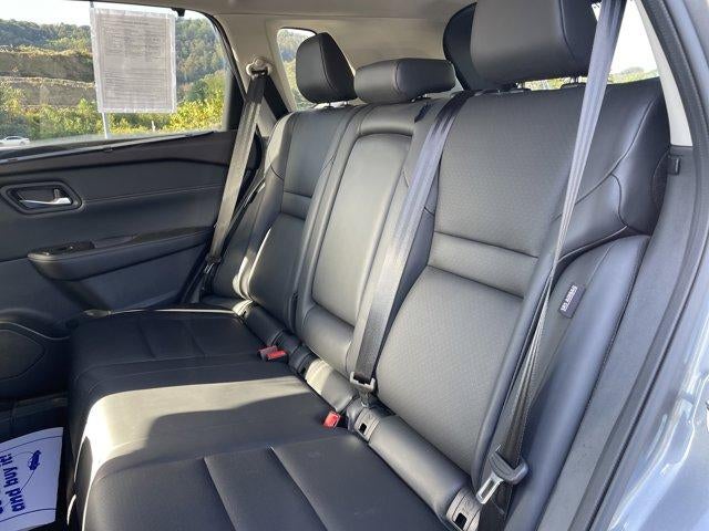 2022 Nissan Rogue AWD SV