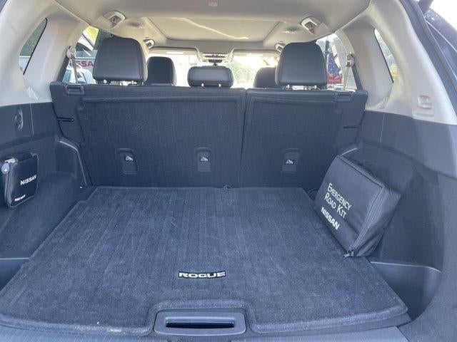 2022 Nissan Rogue AWD SV