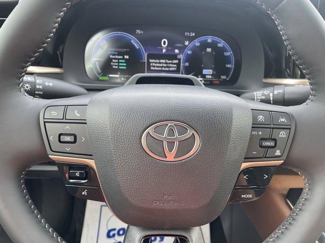 2026 Toyota Crown Limited AWD (Natl)