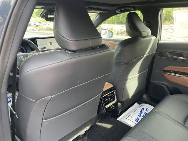 2026 Toyota Crown Limited AWD (Natl)