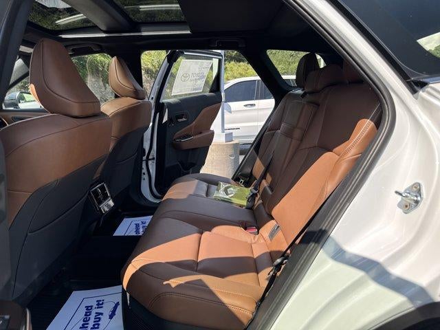 2026 Toyota Crown Signia Limited AWD (Natl)