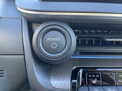 2026 Toyota Prius XLE (Natl)