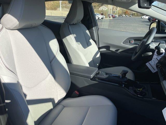 2026 Toyota Prius XLE (Natl)