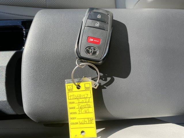 2026 Toyota Prius XLE (Natl)