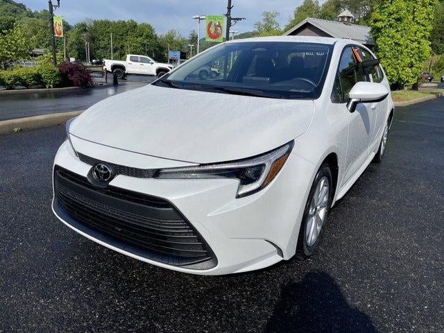 2026 Toyota Corolla Hybrid LE FWD (Natl)