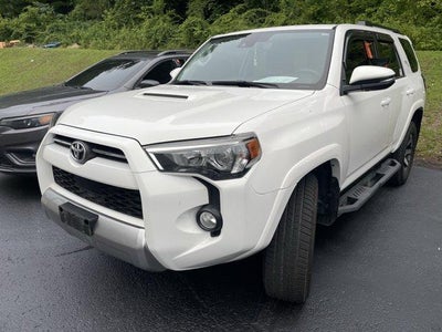 2020 Toyota 4Runner SR5 4WD (GS)
