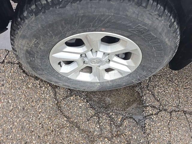 2024 Toyota 4Runner SR5 4WD (Natl)